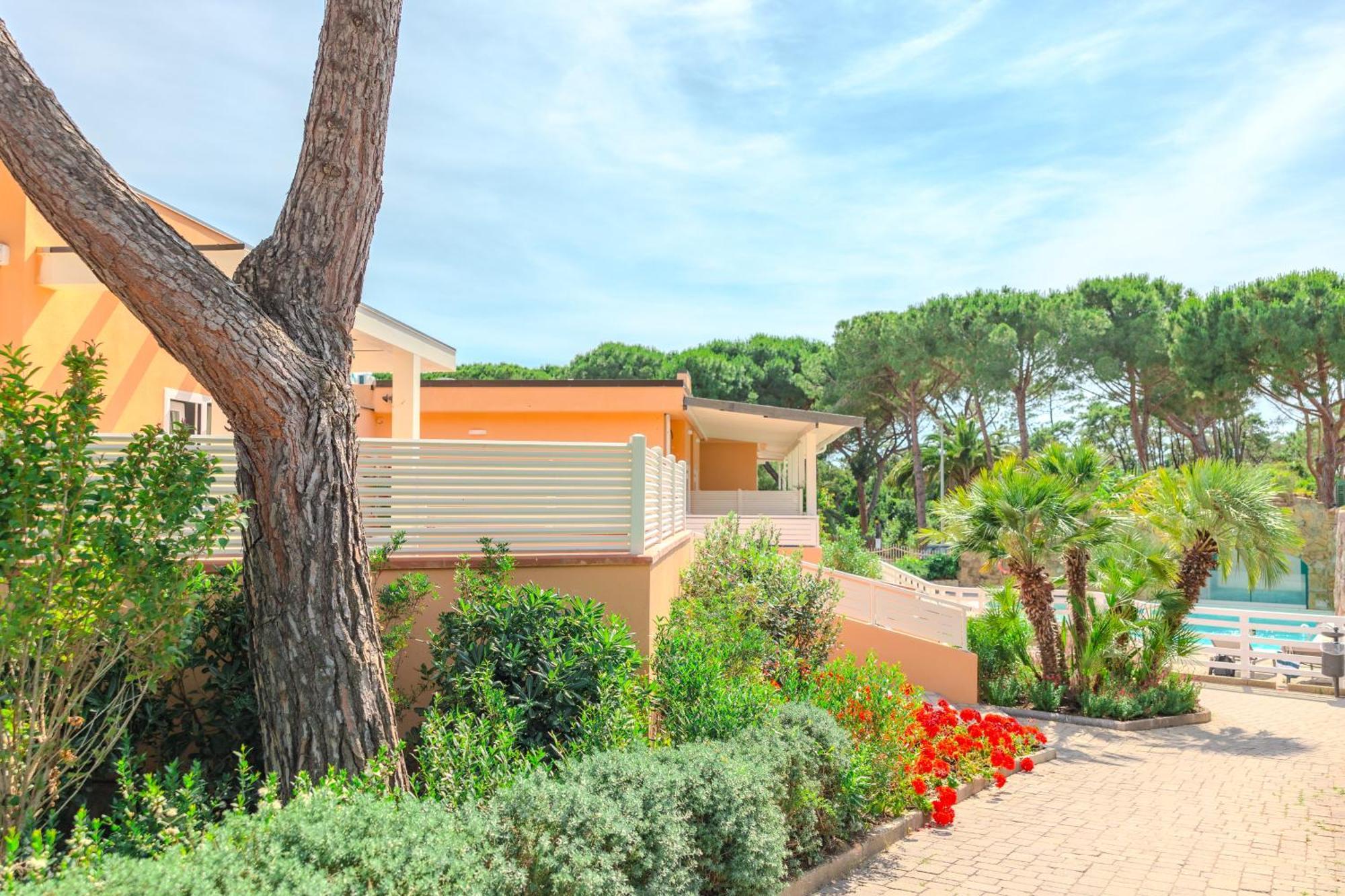Tuscany Hotel Alle Dune Marina di Castagneto Carducci Exterior foto